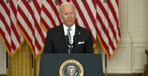 Narušen je mir u Evropi, šaljemo vojnike i oružje!