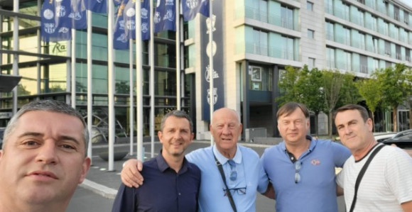 Legende uz Borac u borbi za klupske prostorije