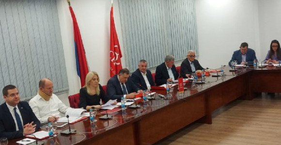 Pogledajte ko su ljudi kojih se SNSD odriče na izborima