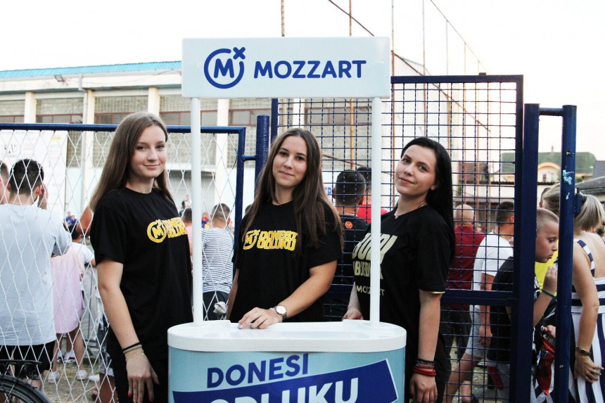 Završen turnir u Gradišci: Mozzart (uz) Bravo!