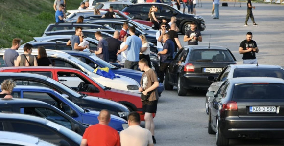 Građani izašli na ulice zbog visoke cijene goriva