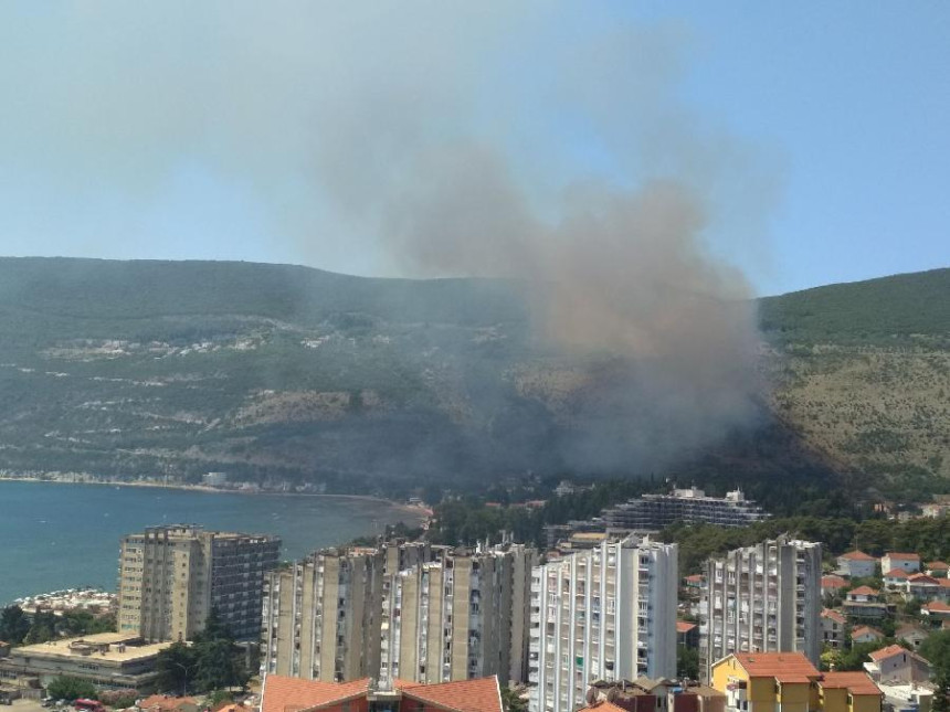 Veliki požar iznad Igala, kuće nisu ugrožene
