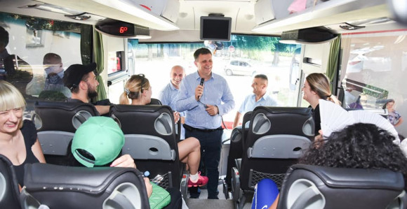 Đajić o državnom trošku ispratio SNSD-ovce u Grčku