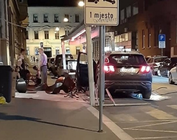 Иво Јосиповић аутом се забио у кафић у центру Загреба