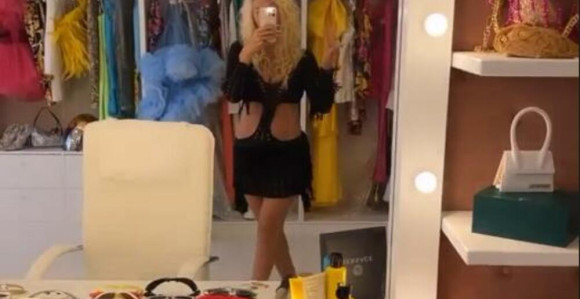 Karleuša se seli u luks vilu na Dedinju koja je nekad bila Piksijeva!