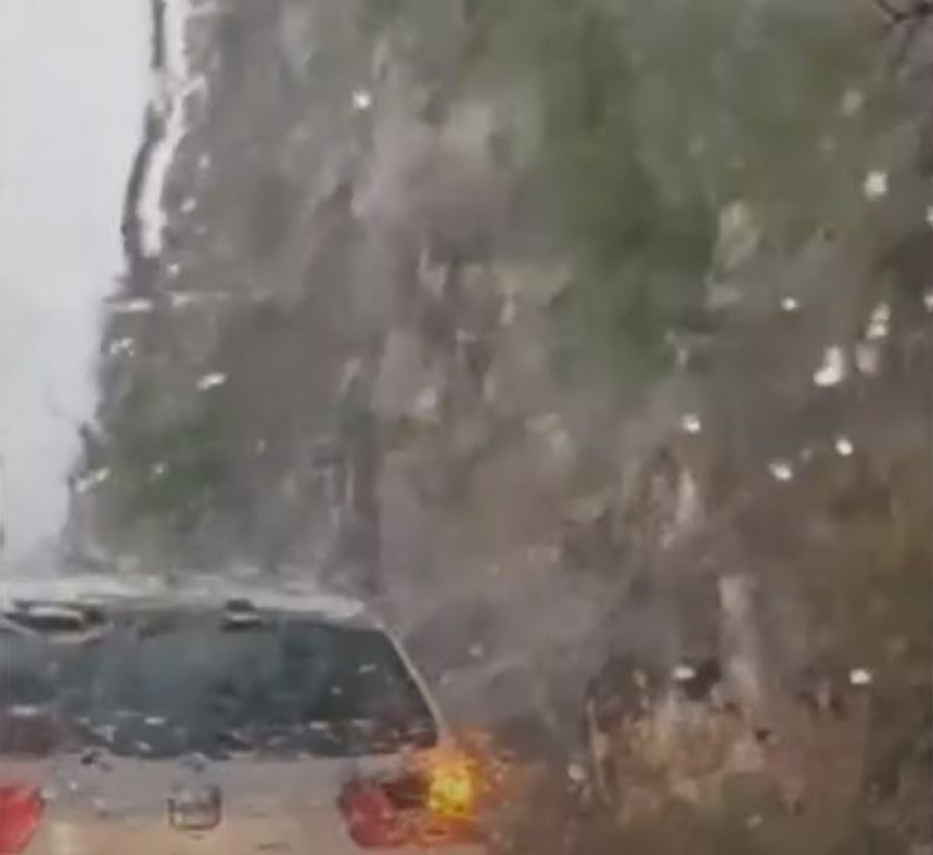 Saobraćajni kolaps na putu Jablanica - Mostar (VIDEO)