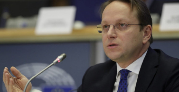 Poznato o čemu će Varhelji razgovarati sa Dodikom