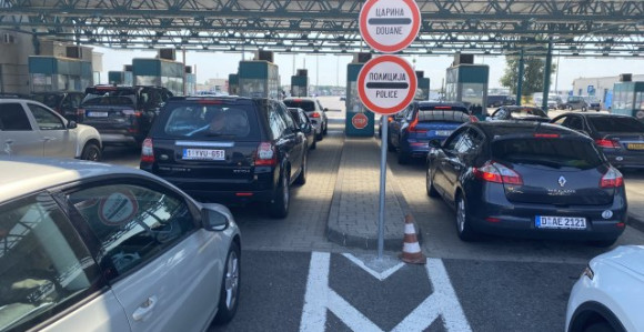 Hapšenje na granici - Crnogorac krio zlato, parfeme...