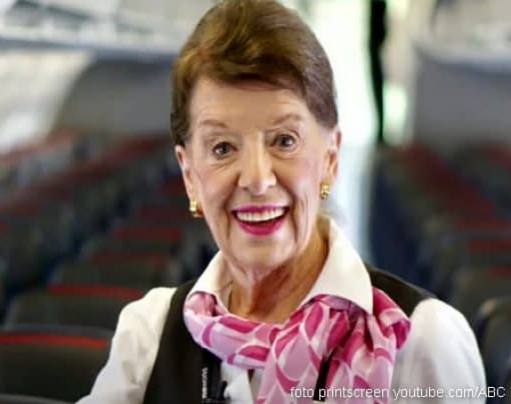 Bet Neš najstarija stjuardesa na svetu koja još uvek radi!