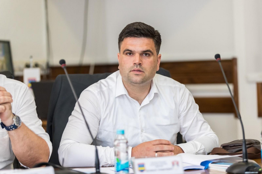 Petrović: Mladi žele šansu da rade, a ne milostinju