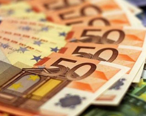 Евро је тренутно на најнижем нивоу у историји