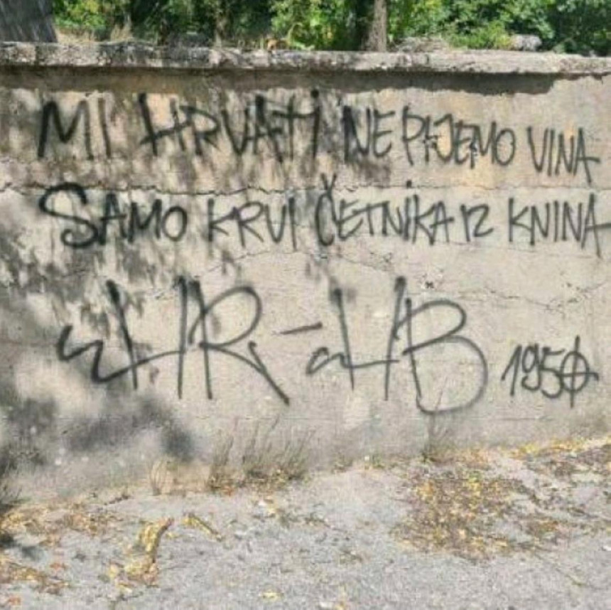 Mostar: "Mi Hrvati ne pijemo vina, samo krvi četnika iz Knina!"