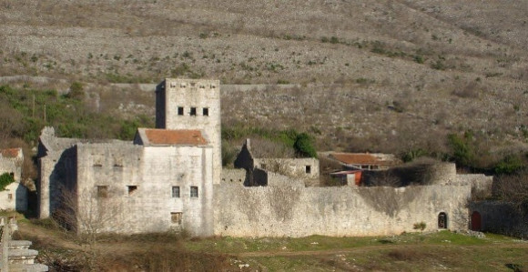 Prodaje se kula Staro Slano kod Trebinja