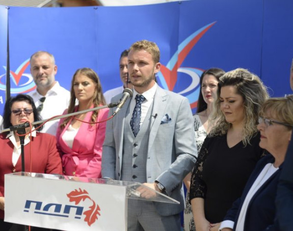 СНСД најављује опозив, али се не усуђује да га покрене