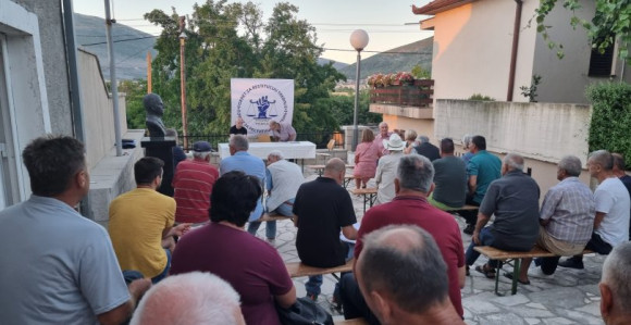 Poruka mještana: "Ne damo da nam na silu otmu đedovinu"