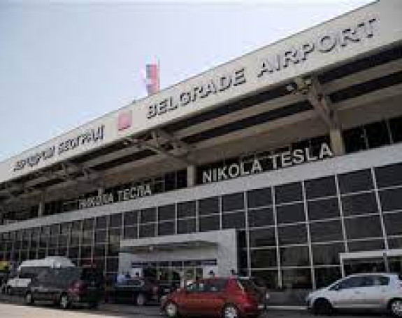 Avion iz Lajpciga hitno sletio na aerodrom u BG