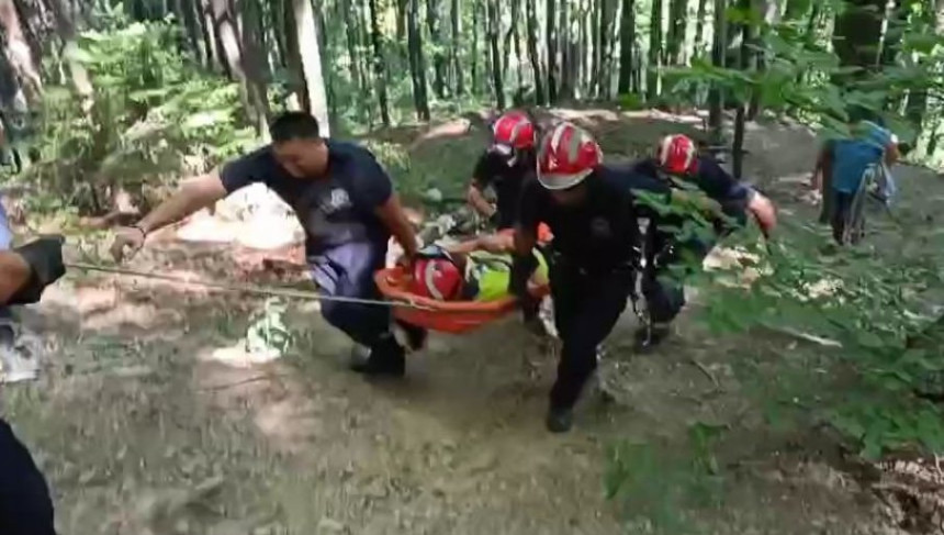 Spasen dječak koji je pao sa litice kod Divčibara