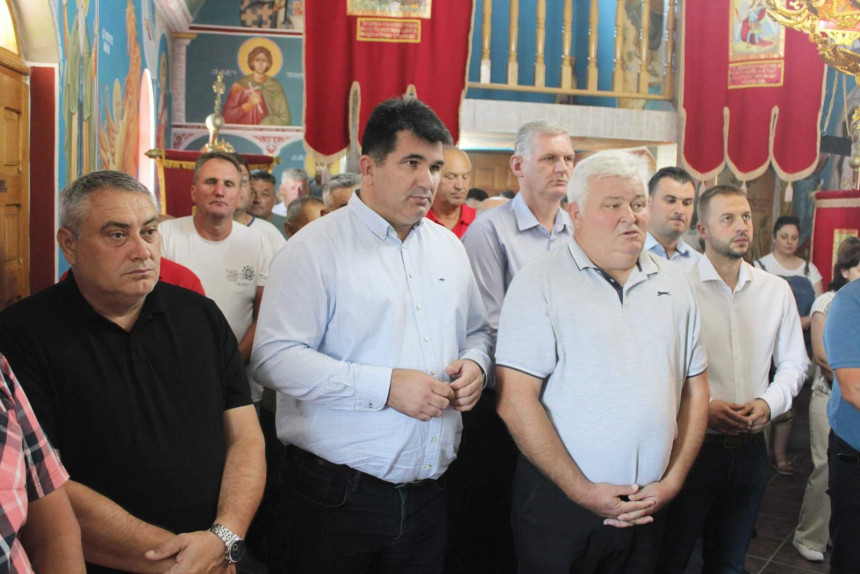 Služen parastos poginulim borcima iz Labucke