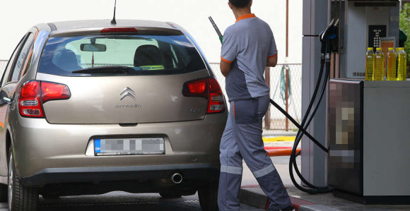 Ništa od pojeftinjenja: U Srpskoj litar dizela i dalje 3,5 KM