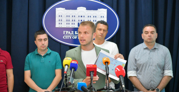 Ванредна ситуација остаје на снази: Спремне цистерне за воду