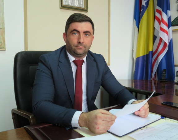 Zahtjev za vanrednu sjednicu o stanju u poljoprivredi 