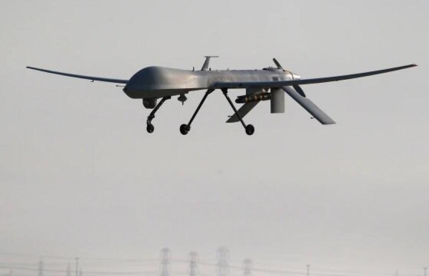 РУС: ПВО оборила дронове у близини базе у Сирији