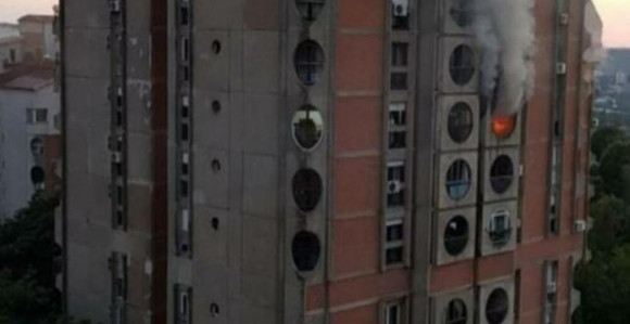 BG: Ugašen požar u kojem je jedna osoba stradala