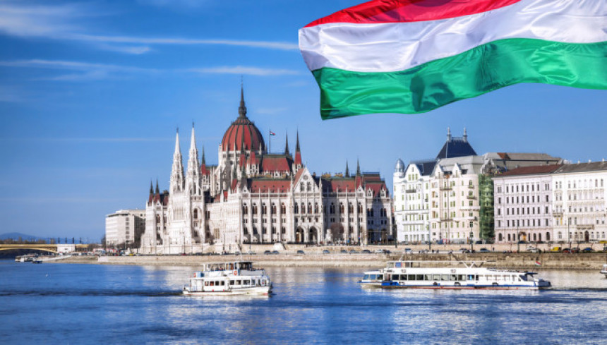 ЕУ Мађарској: Имате мјесец дана да то ријешите