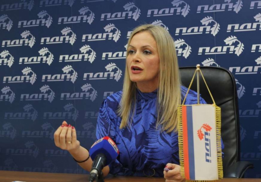 Афера: Министарка Тривић је требала дати оставку
