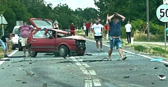 Vozač “golfa” PREMINUO nakon sudara kod Ugljevika