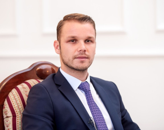 Stanivuković odgovorio Đajiću: Zar vas nije sramota!