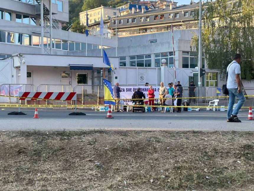 Nastavak protesta: Hoće li se građanima obratiti Šmit?