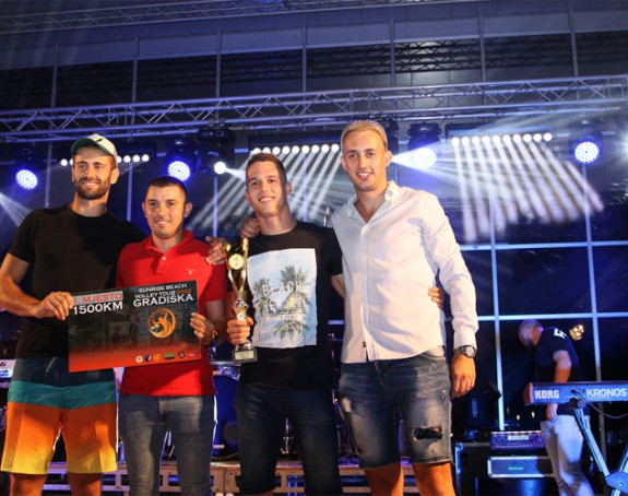 U Gradišci nastavljen „Sunrise beach volley tour 2022“