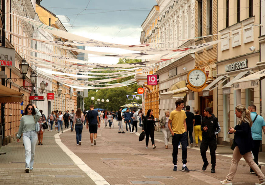 Povratak korone: 3 lica preminula, zaraženih 247