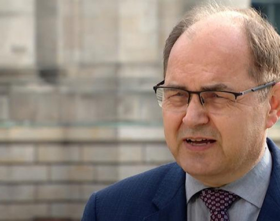 Šmit vikao i lupao po stolu, donijeće danas odluku