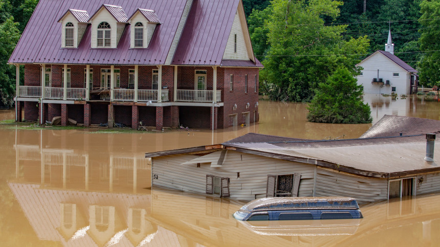Кентаки: У поплавама епских размјера 25 жртава