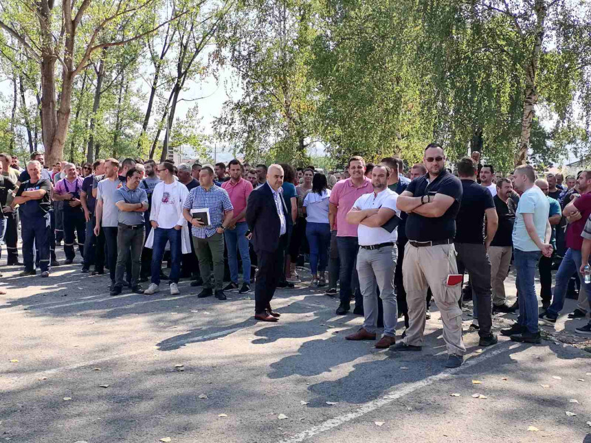 Radnici „Alumine“ bez odgovora iz Vlade Srpske