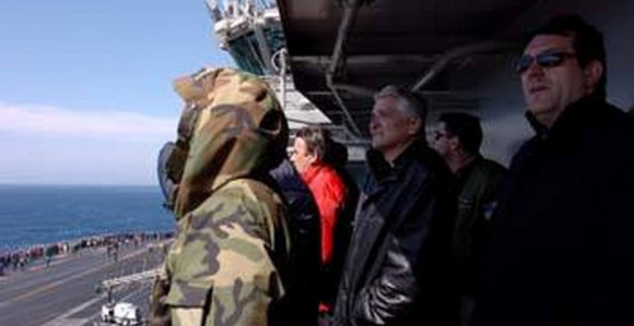 Glamočak Špiriću: Ko je bio na nosaču NATO aviona?!