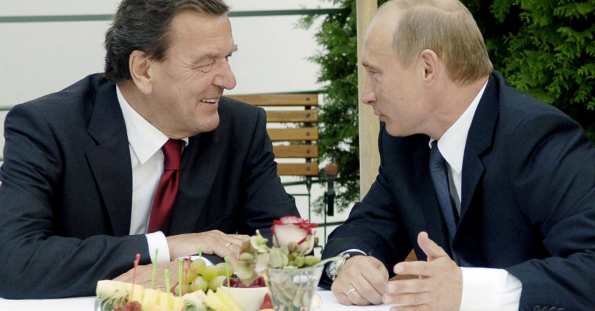 Владимир Путин се састао са Шредером у Москви