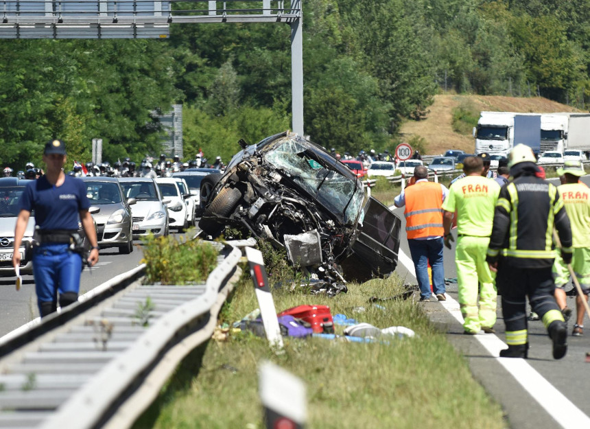 Stravičan udes u Hrvatskoj: Jedna osoba poginula