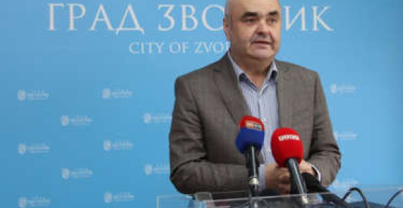 Stevanović traži da problem "Alumine" rješavaju institucije