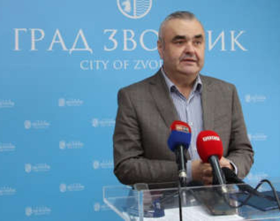 Стевановић тражи да проблем "Алумине" рјешавају институције