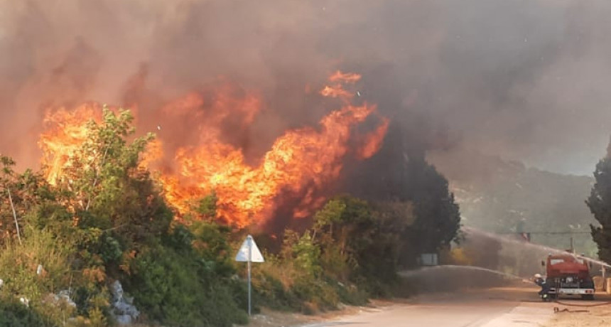 Neum: Proglašeno stanje prirodne nesreće zbog požara
