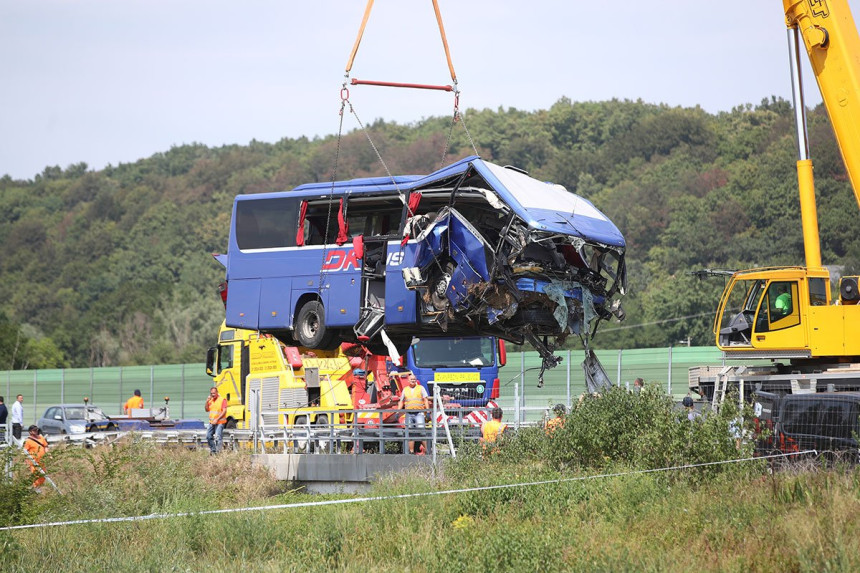 Hrvatska: 12 osoba poginulo, više od 30 povrijeđeno