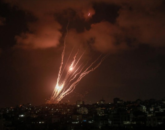 Izrael nastavio napade na Pojas Gaze