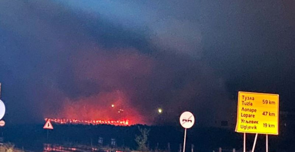 Grom zapalio krov upravne zgrade bijeljinske ciglane