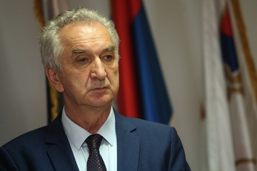 Поручио Додику: Српску издају они који краду њене ресурсе