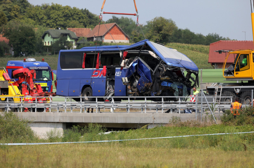 Deset povrijeđenih Poljaka napustilo Hrvatsku avionom