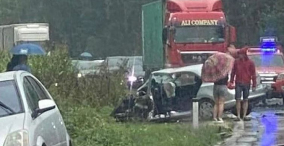 Težak udes kod Tešnja, vozilo OS BiH učestvovalo