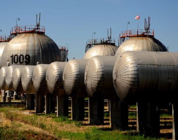 Nafta skočila na 100 $ za barel nakon prognoze IEA